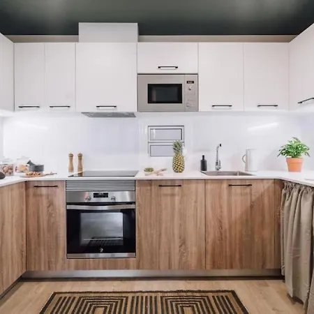 Tagbu - 2 Bedroom And Balcony In Eixample Dreta * Barcelona