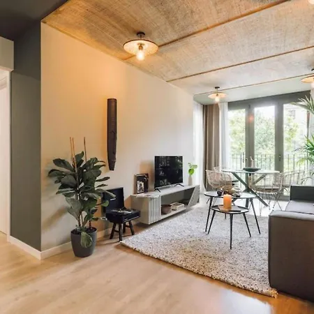 Tagbu - 2 Bedroom And Balcony In Eixample Dreta Apartment *