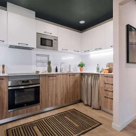 Tagbu - 2 Bedroom And Balcony In Eixample Dreta
